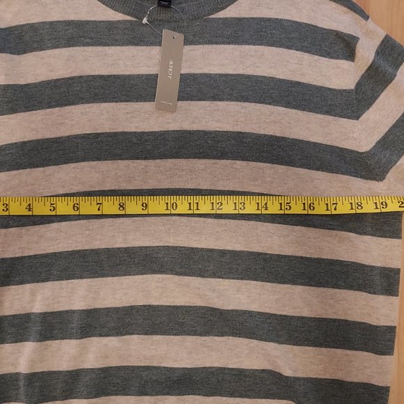 J. Crew Mans sweater - Picture 5 of 6